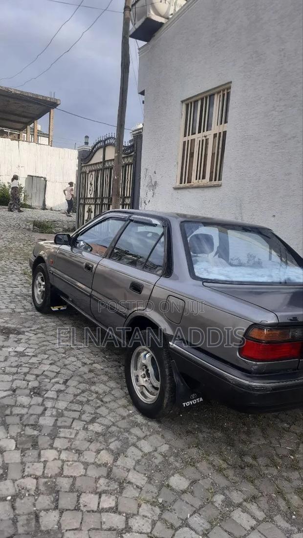 Toyota Corolla II 1990 Gray