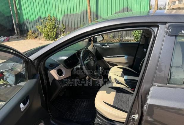 Hyundai I10 2020 Gray