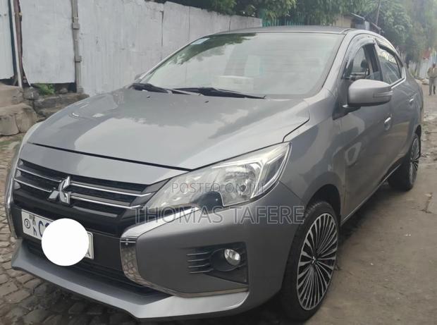 Mitsubishi Attrage 2022 Gray