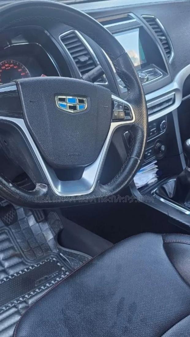 Geely Emgrand EC7 2017 Gold