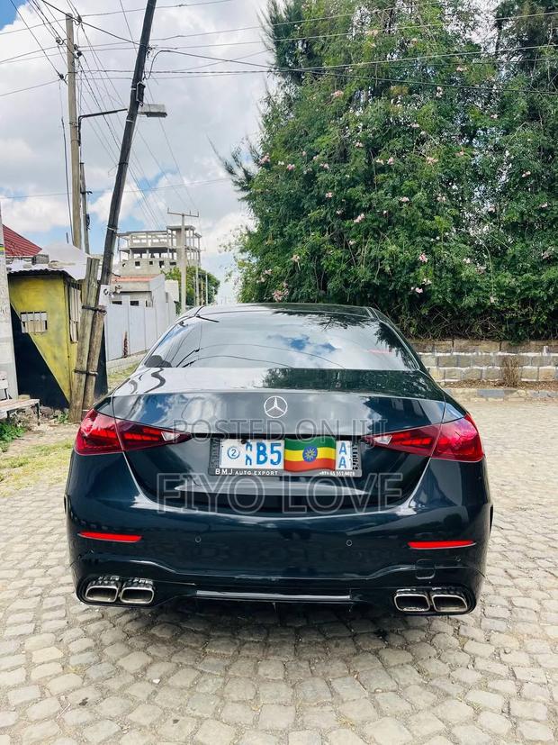 Mercedes-Benz C180 2018 Black