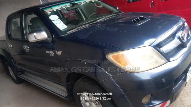 Toyota Hilux 2008 Blue