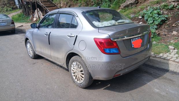 Suzuki Dzire 2021 Silver