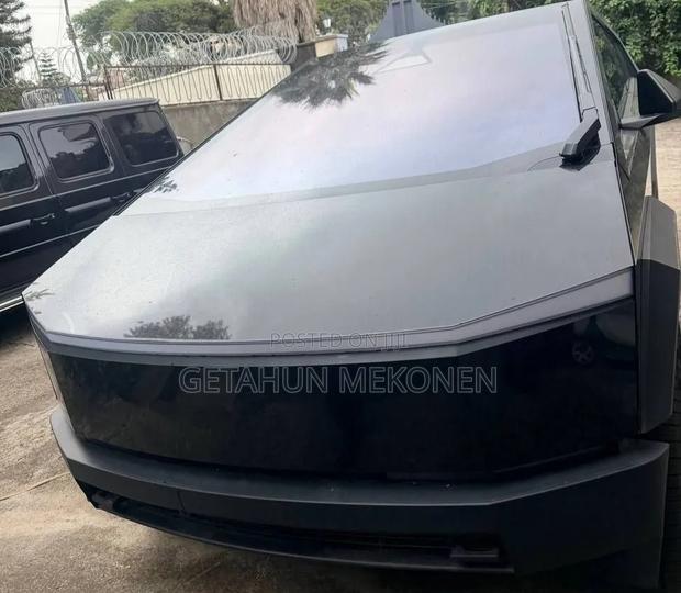 New Tesla Cybertruck Cyberbeast AWD 2025 Black
