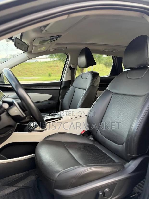 Hyundai Tucson Limited 2022 Gray