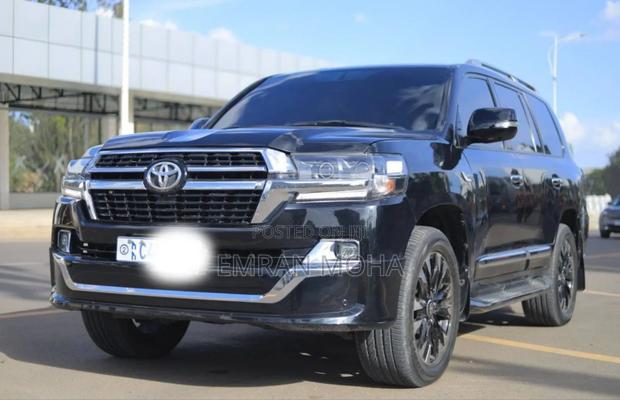 Toyota Land Cruiser 2015 Black