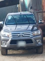 Toyota Hilux 2017 Blue for sale