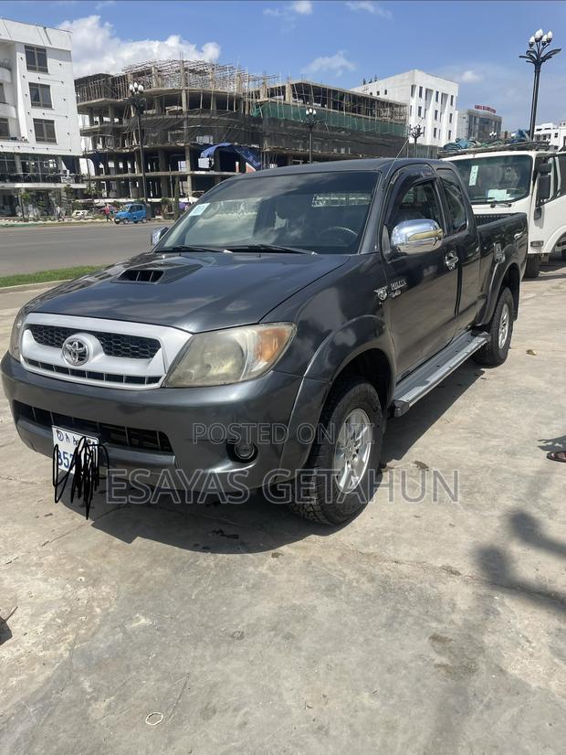 Toyota Hilux 2.5 D-4D 2007 Black