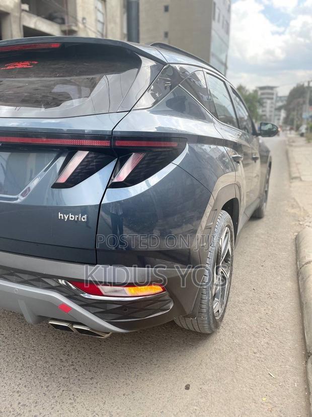 Hyundai Tucson 2024 Blue