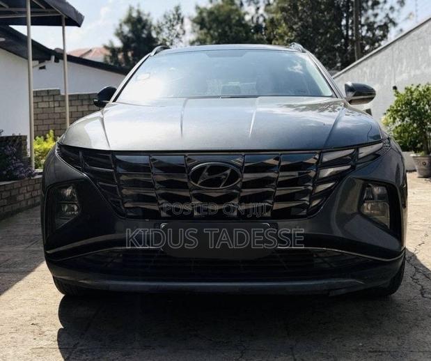 Hyundai Tucson 2022 Gray