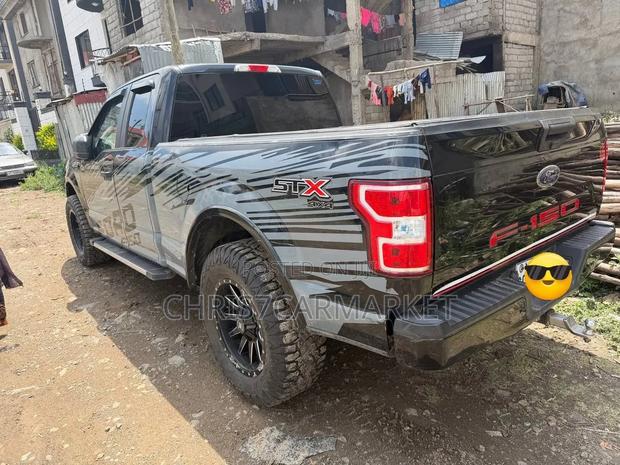 Ford F-150 2020 Black