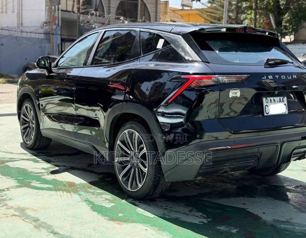Jetour Dashing 2023 Black