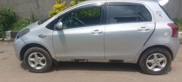 Toyota Yaris 1.0 2006 Silver
