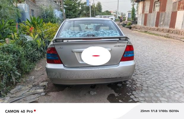 Toyota Corolla 2004 Gold
