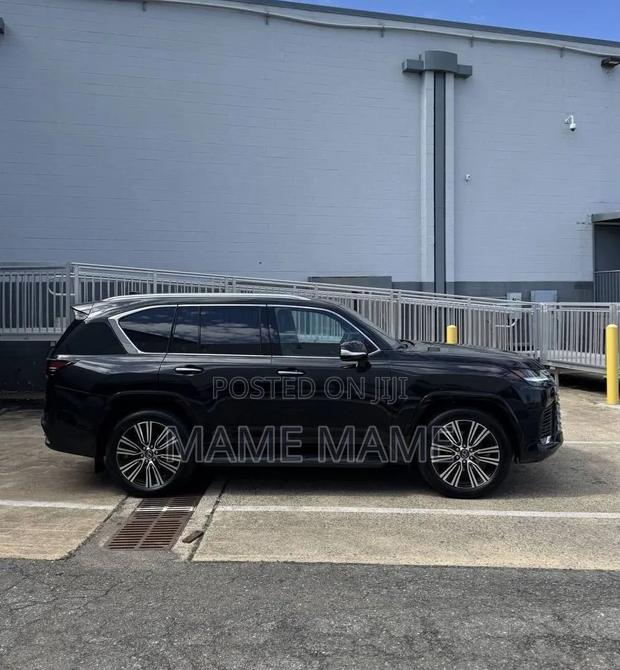 New Lexus LX 2025 Black