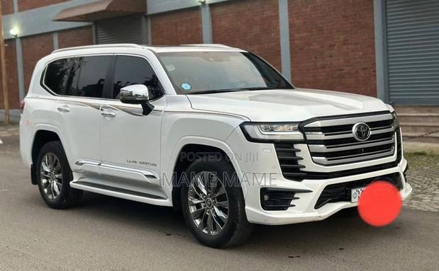 New Toyota Land Cruiser 2023 White