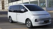 New Hyundai Staria 2023 White for sale