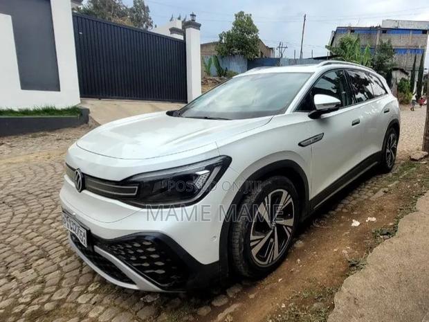 Volkswagen ID.6 2022 White
