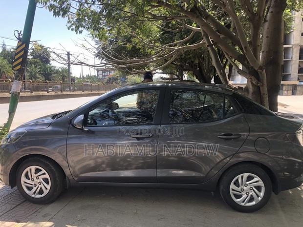 Hyundai I10 2022 Gray