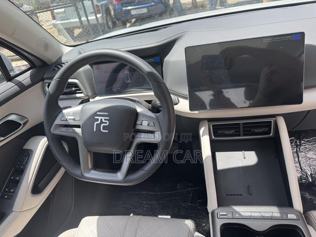 New BYD Yuan Up 2025 Silver