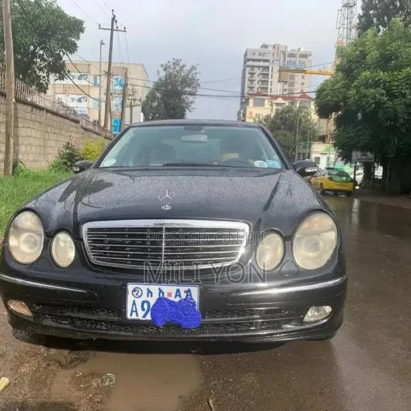 Mercedes-Benz E200 2006 Black