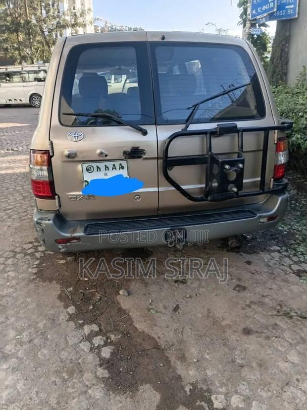 Toyota Land Cruiser 100 4.2 TD 2004 Blue
