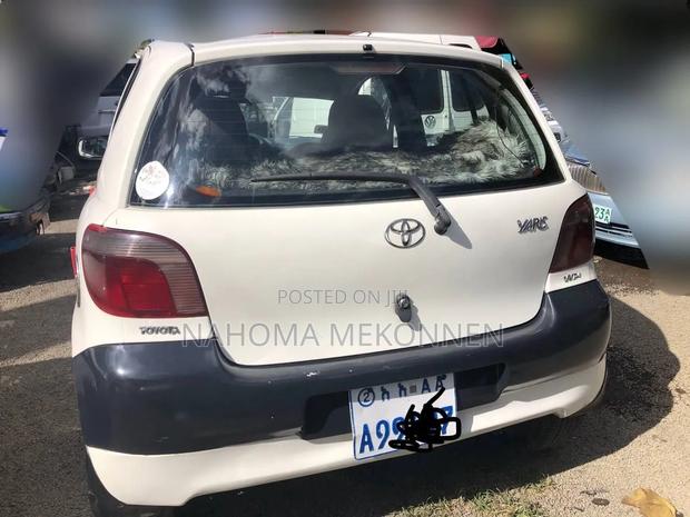 Toyota Yaris 2003 White