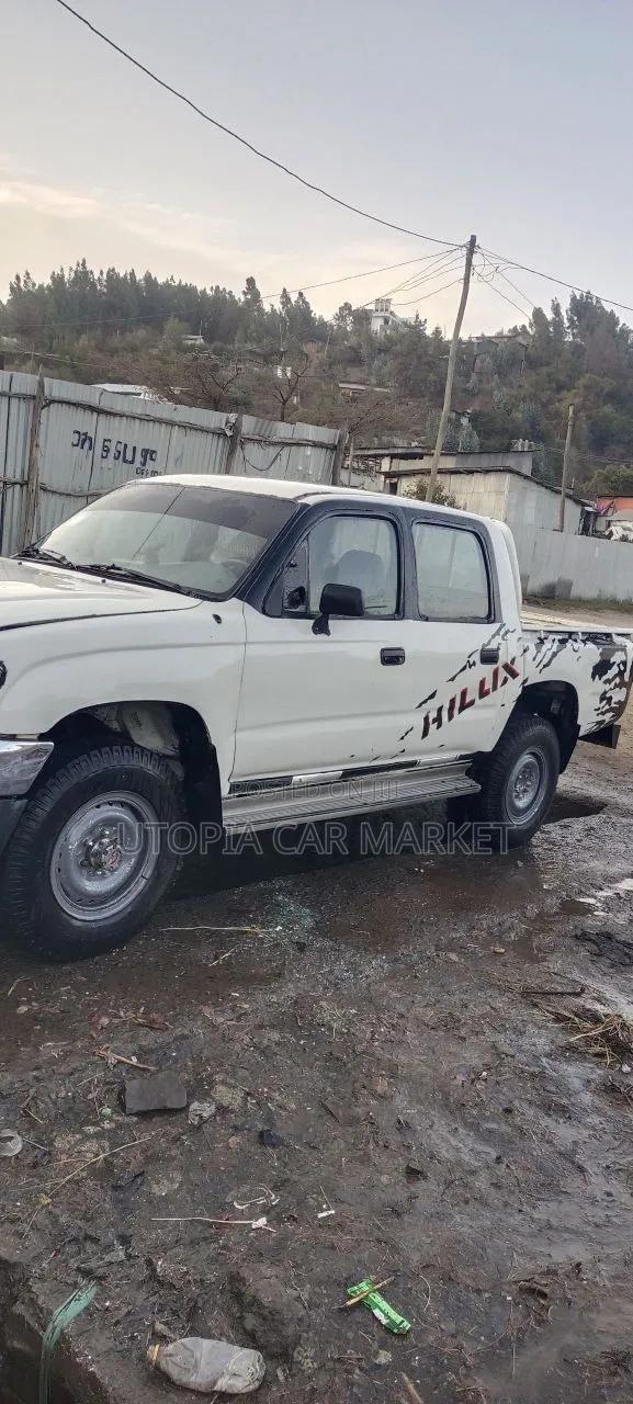 Toyota Hilux 1998