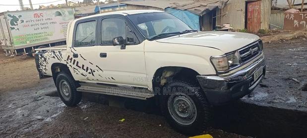Toyota Hilux 1998