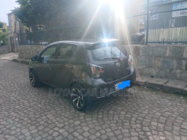 Toyota Agya 2022 Gray