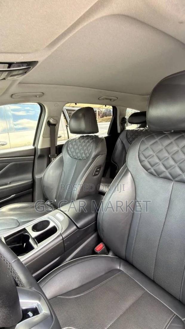 Hyundai Santa Fe Plug-In Hybrid 2023 Gray