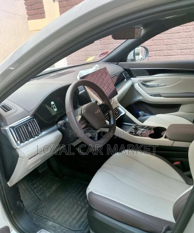 BYD Song Plus 2025 Ivory