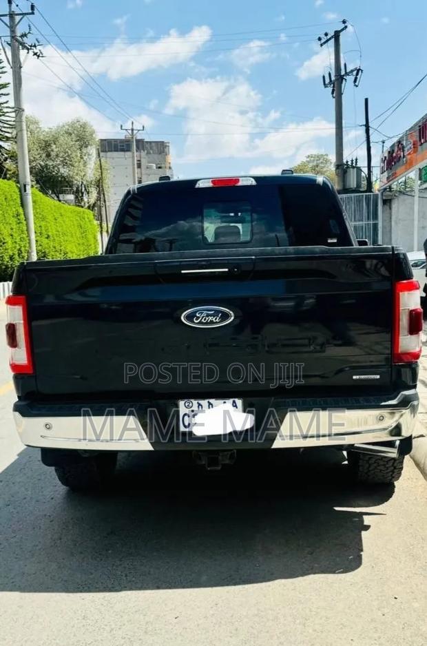 Ford F-150 2022 Black