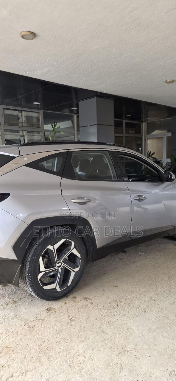 Hyundai Tucson 2022 Silver
