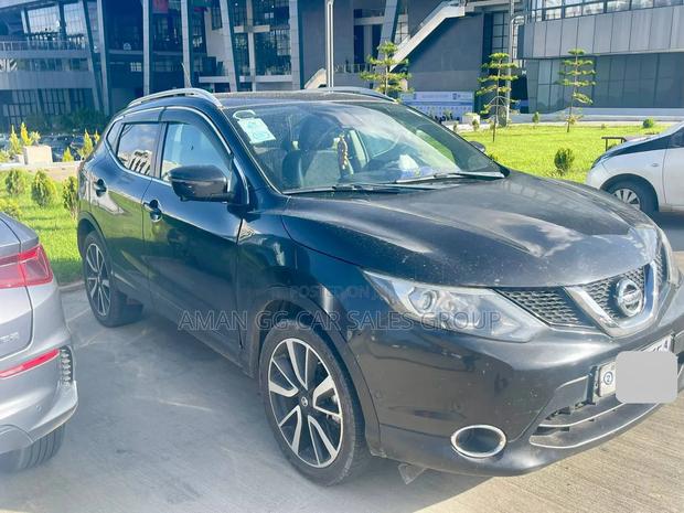 Nissan Qashqai 2017 Black