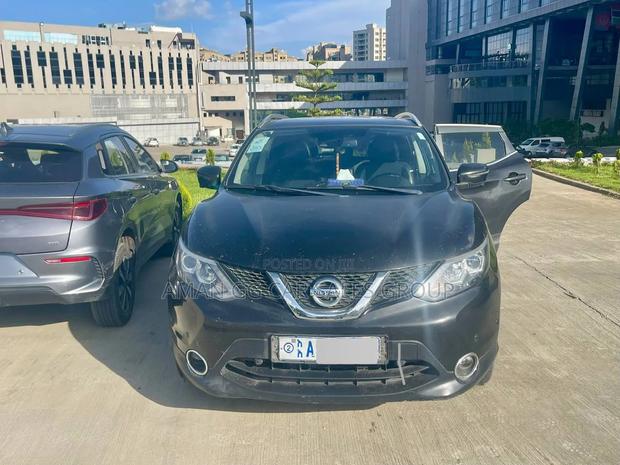 Nissan Qashqai 2017 Black