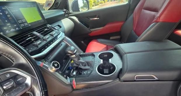 Toyota Land Cruiser 2023 Black