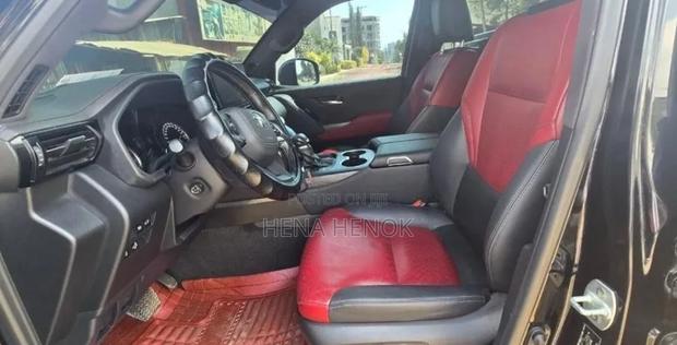 Toyota Land Cruiser 2023 Black