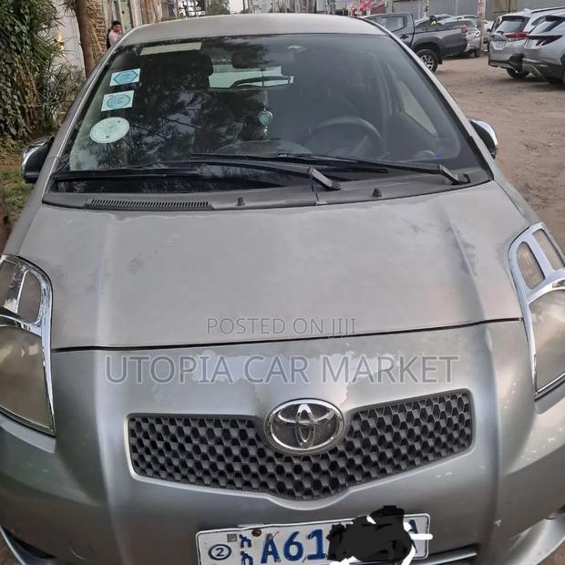 Toyota Yaris 2006