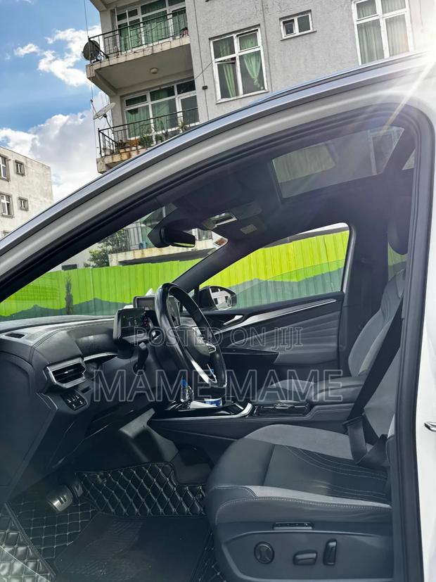 Volkswagen ID.4 2023 White
