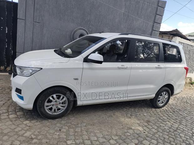 New Wuling Hongguang S 2023 White
