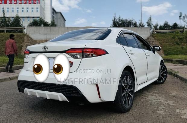 Toyota Corolla 2023 White