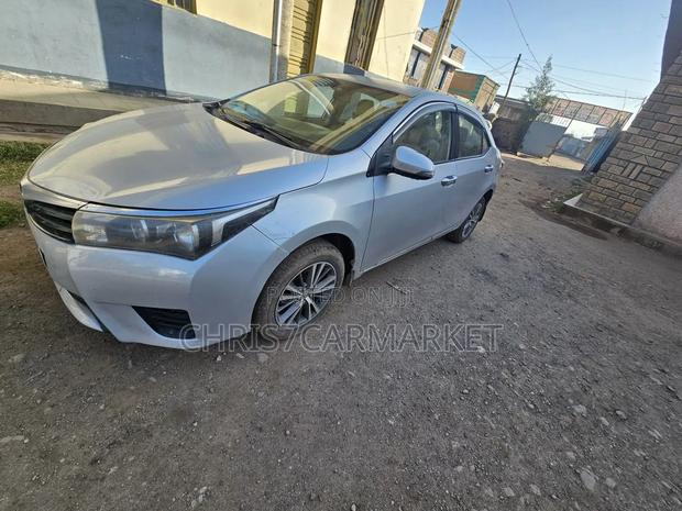 Toyota Corolla 2014 Silver