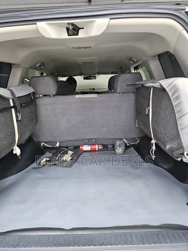 Toyota Land Cruiser 2012 White