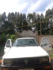 Toyota Hilux 1996 White for sale