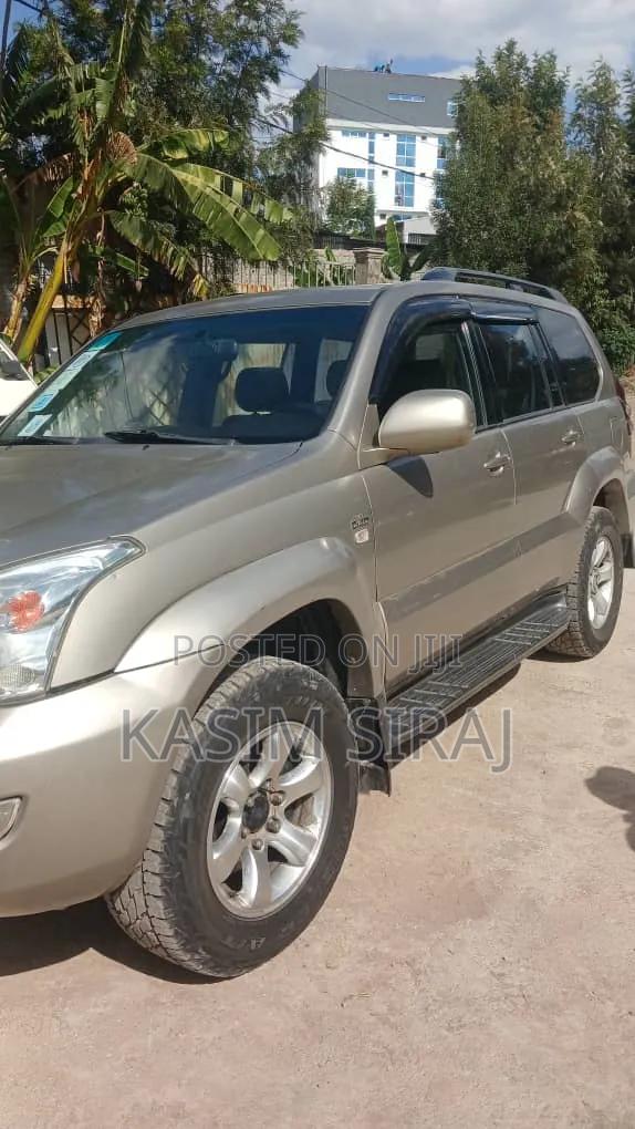 Toyota Land Cruiser Prado 2006 Brown
