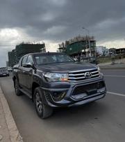 Toyota Hilux 2018 Gray for sale