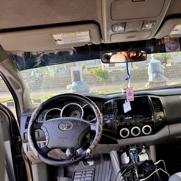 Toyota Tacoma 2008 Black