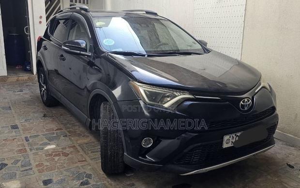 Toyota RAV4 2018 Black