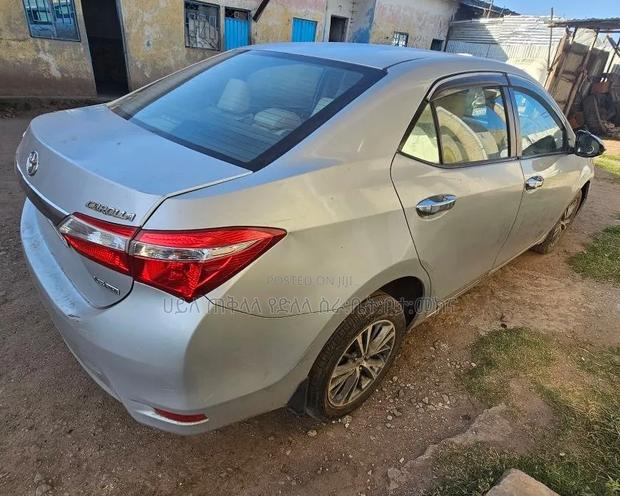 Toyota Corolla 2014 Blue